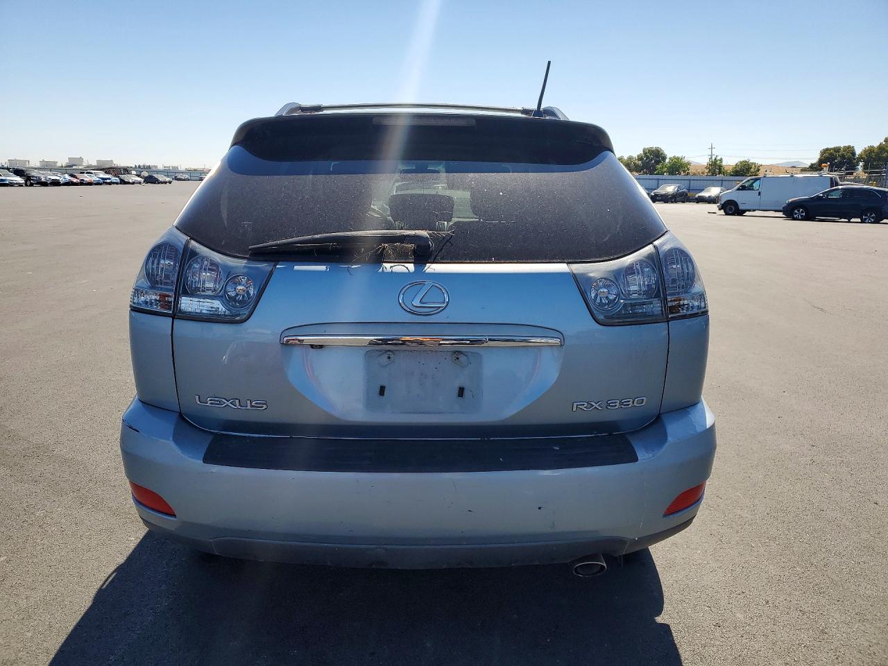 2005 LEXUS RX330