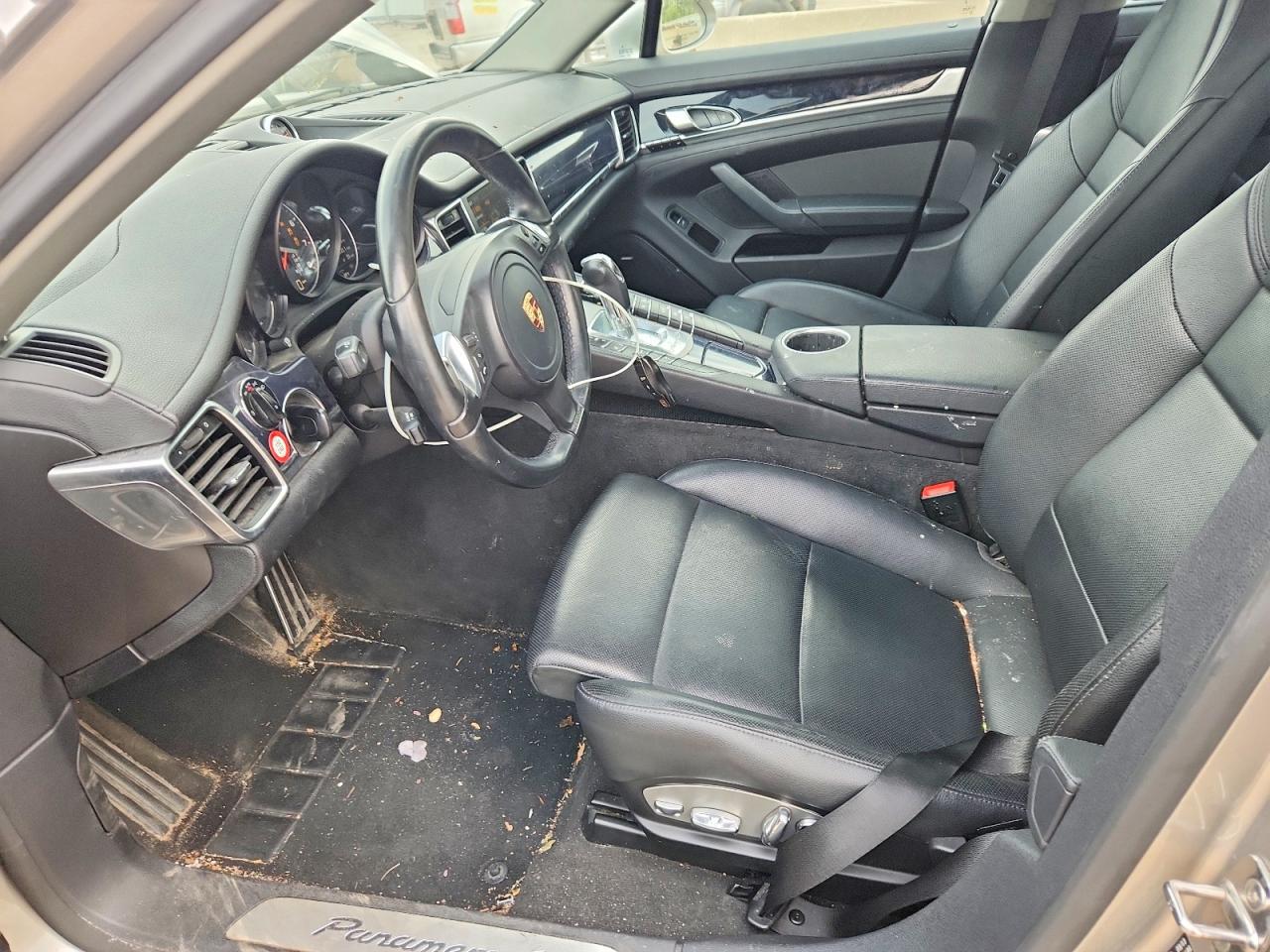 2013 PORSCHE PANAMERA