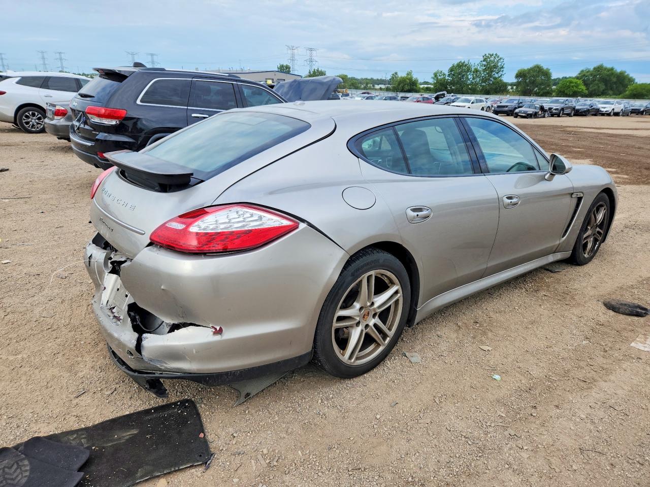 2013 PORSCHE PANAMERA