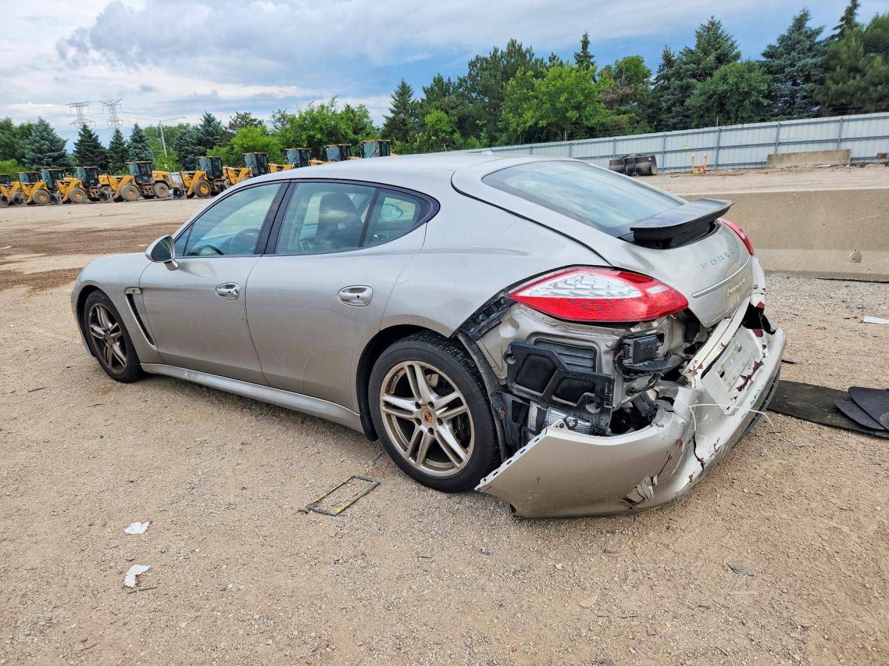 2013 PORSCHE PANAMERA