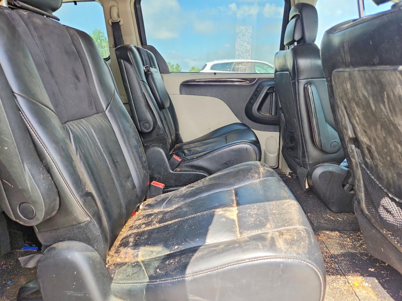 2013 CHRYSLER MINIVAN