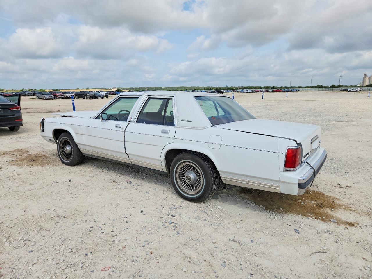 1991 FORD CROWN VIC