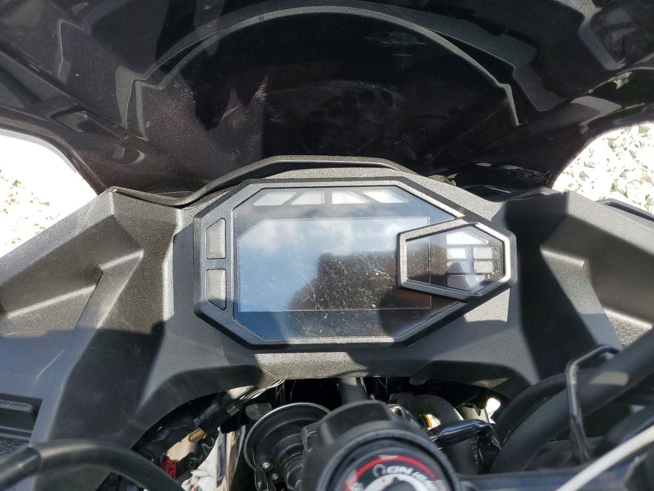 2024 KAWASAKI NINJA 500