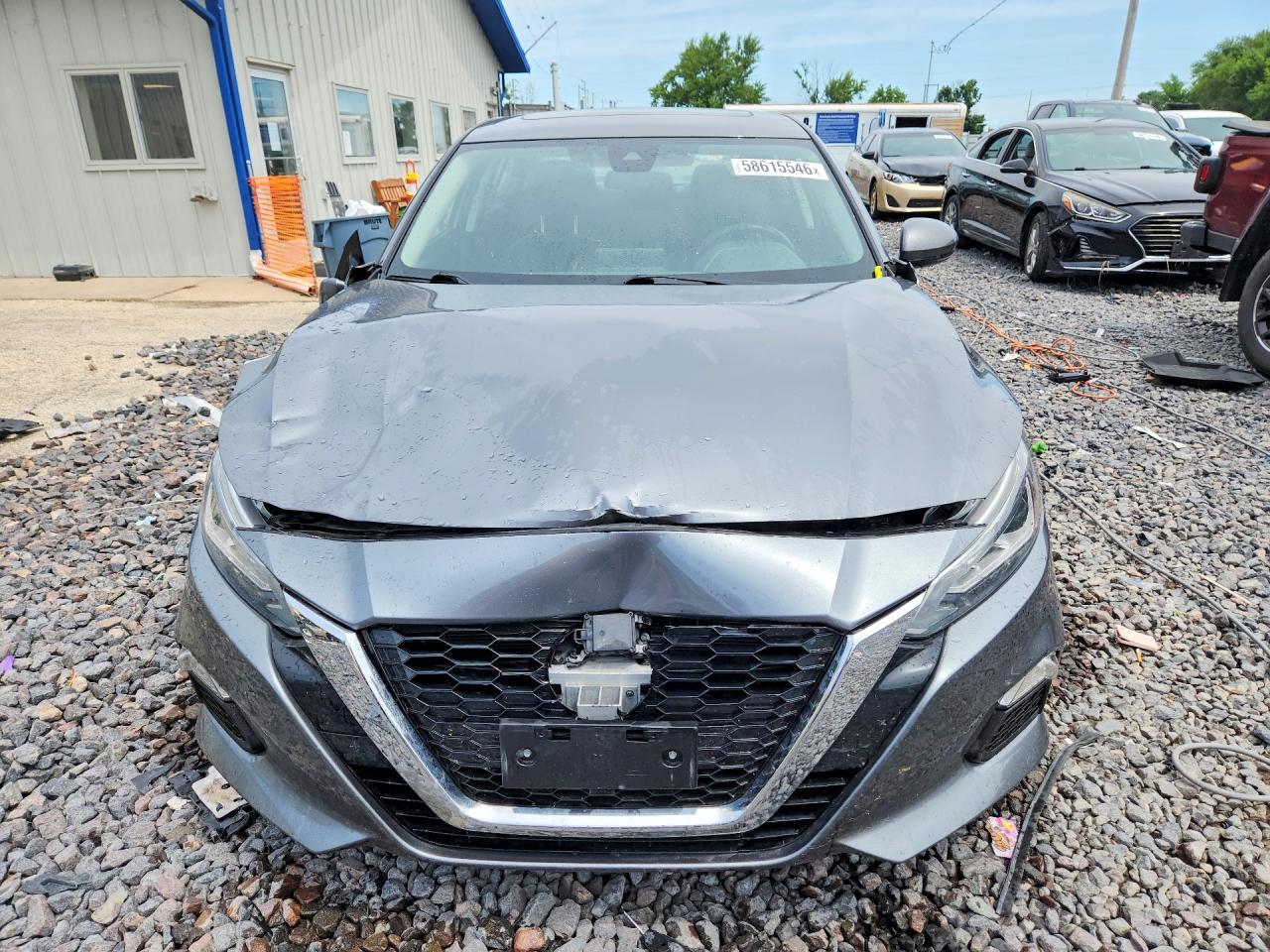 2022 NISSAN ALTIMA