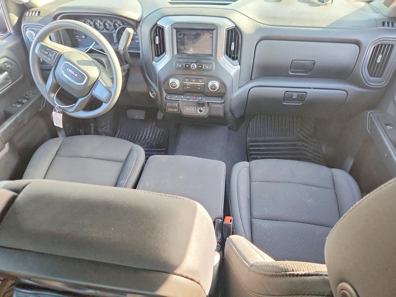 2024 GMC SIERRA
