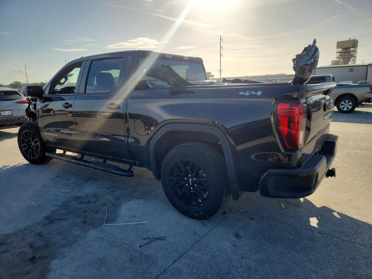 2024 GMC SIERRA
