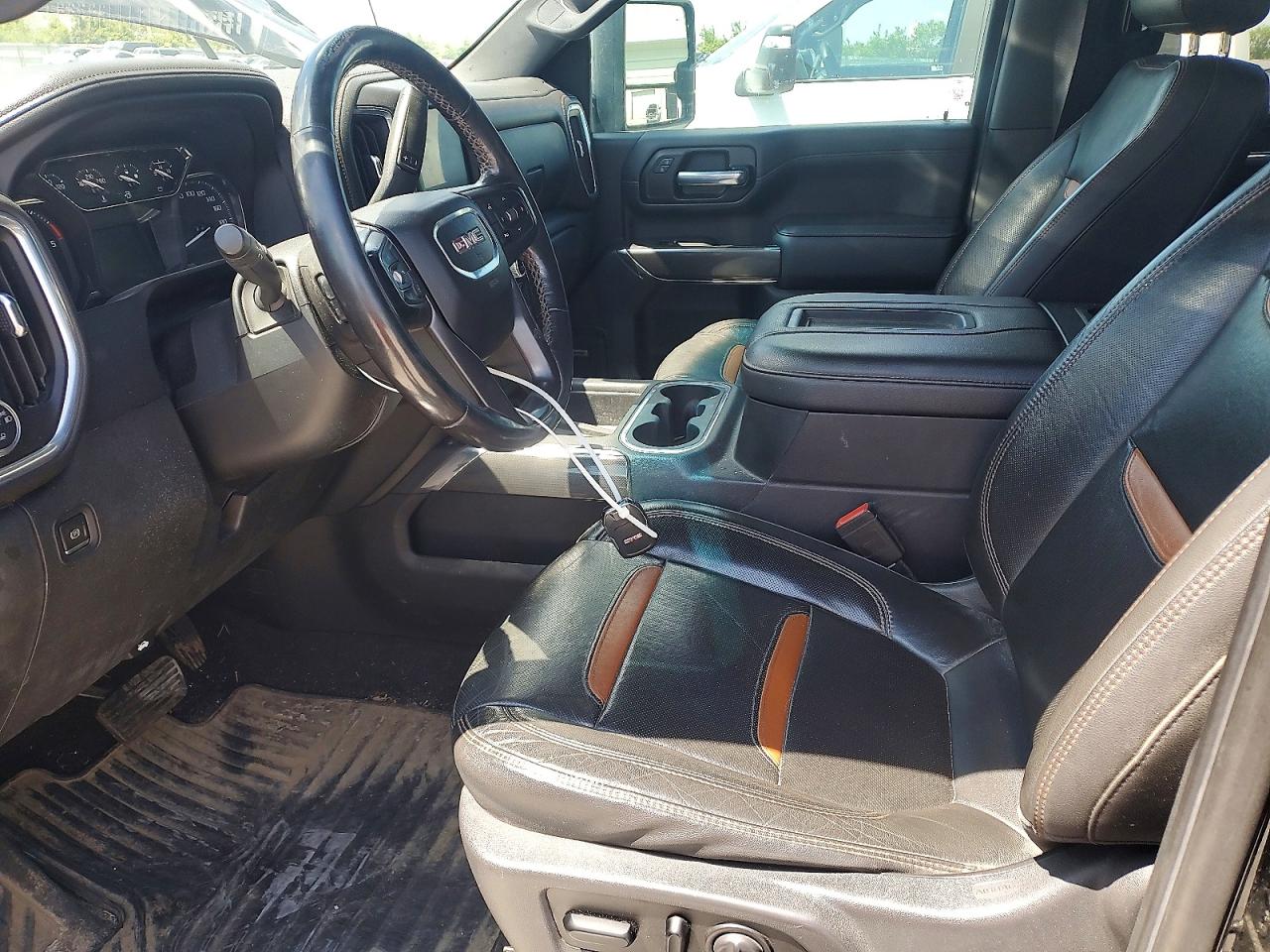 2020 GMC SIERRA