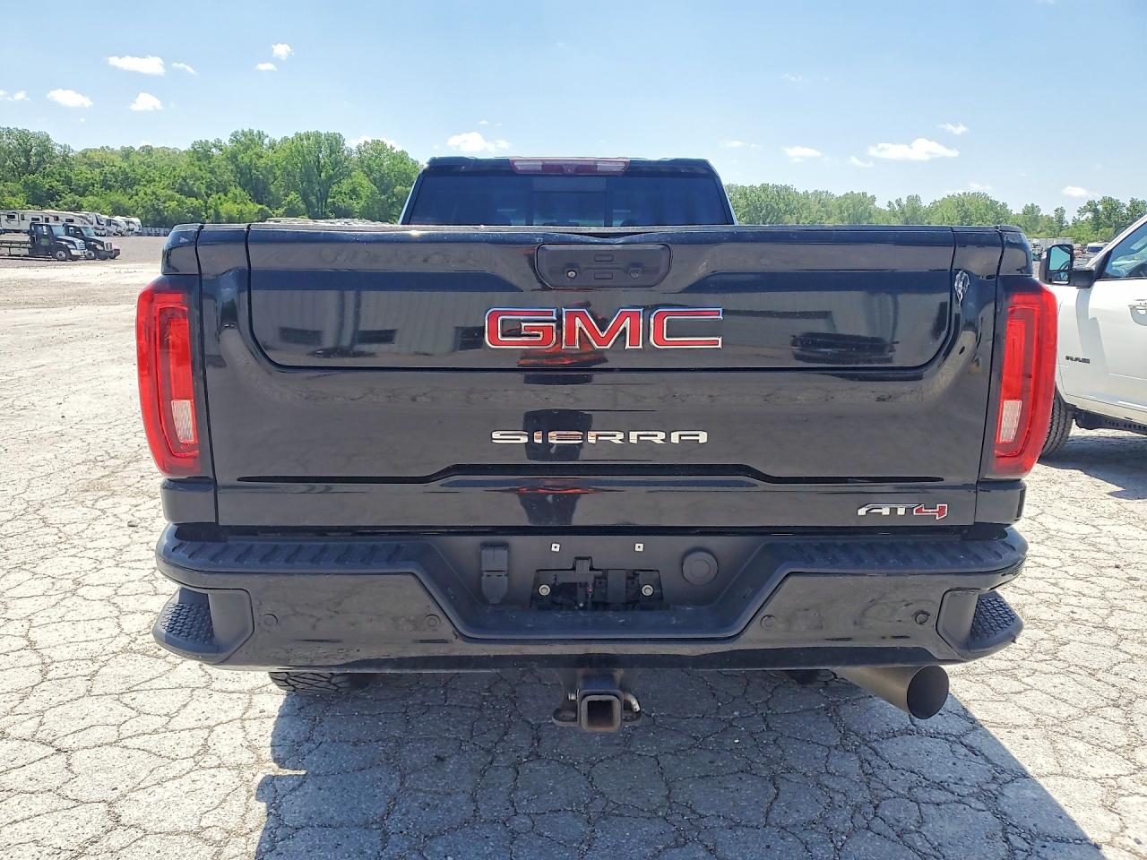 2020 GMC SIERRA