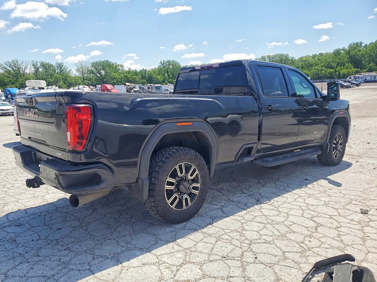 2020 GMC SIERRA