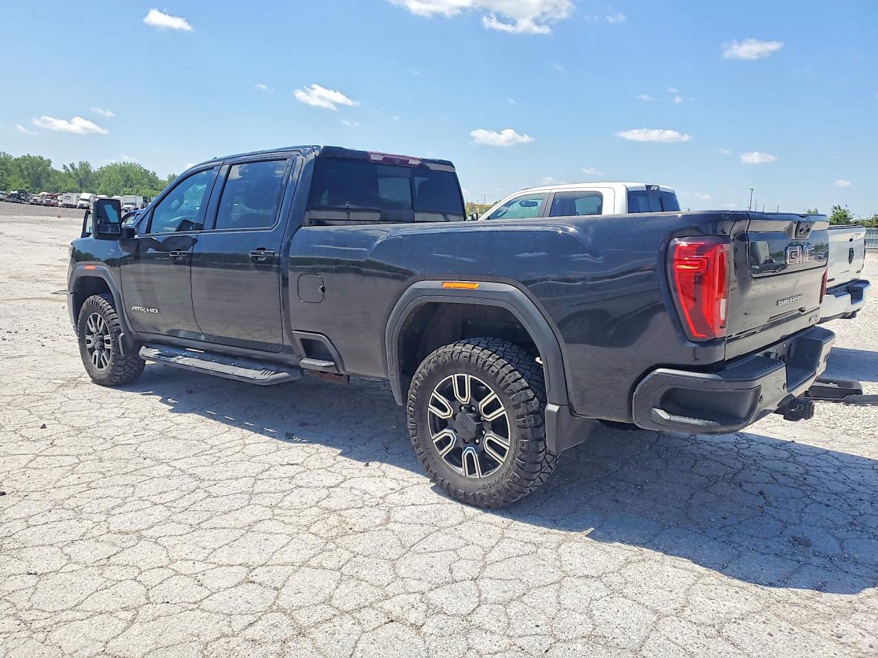 2020 GMC SIERRA