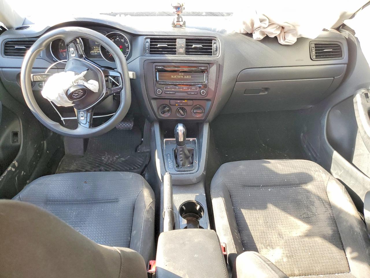 2015 VOLKSWAGEN JETTA