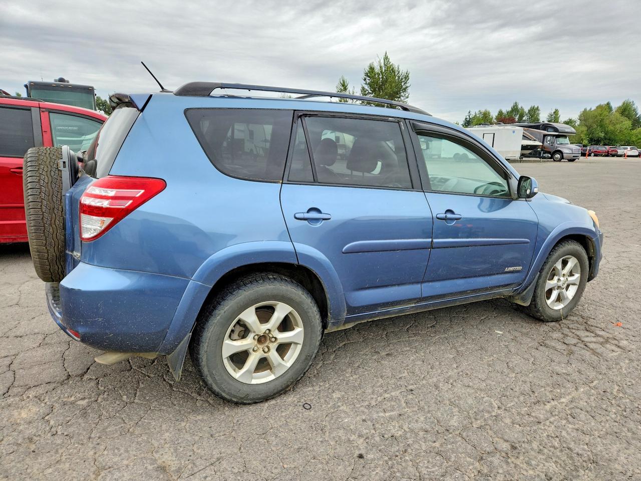 2011 TOYOTA RAV4
