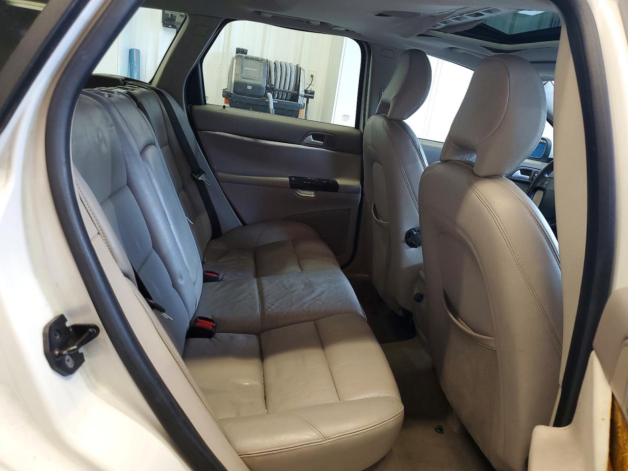 2006 VOLVO V50