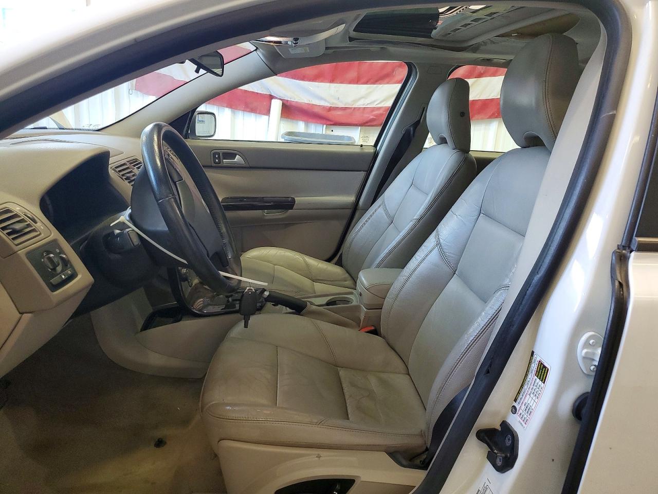 2006 VOLVO V50