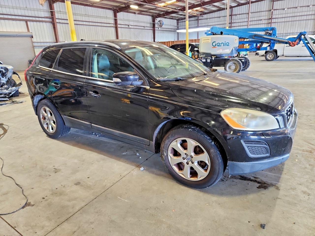 2013 VOLVO XC60