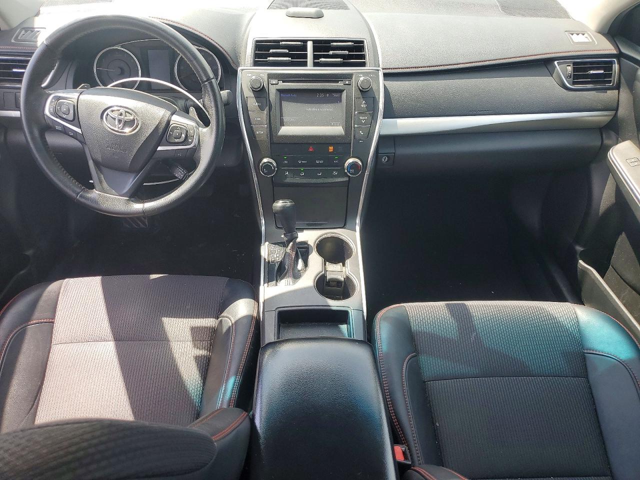 2017 TOYOTA CAMRY
