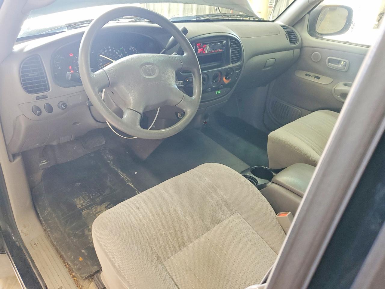 2002 TOYOTA TUNDRA