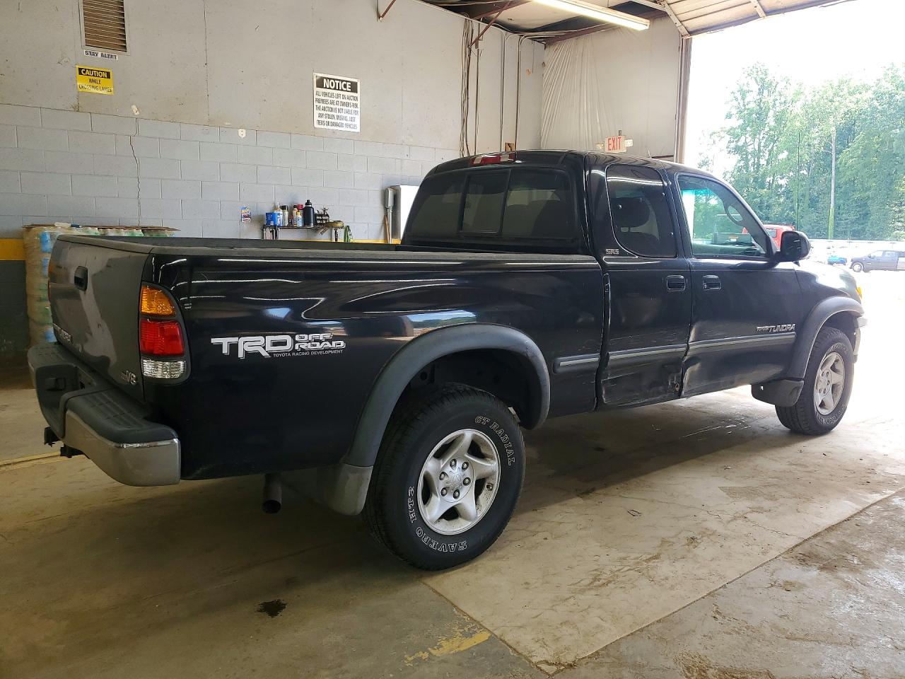 2002 TOYOTA TUNDRA