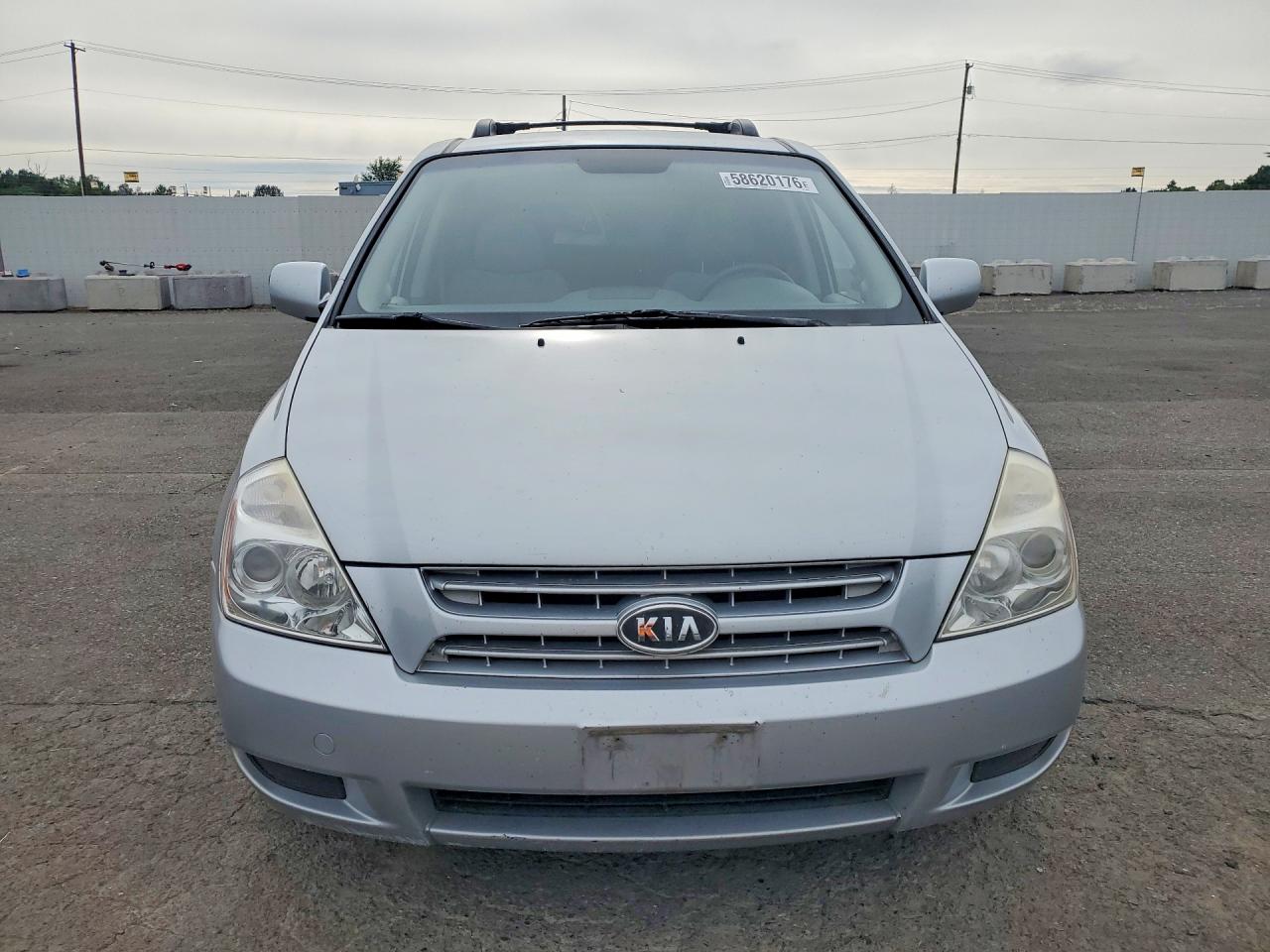 2008 KIA SEDONA