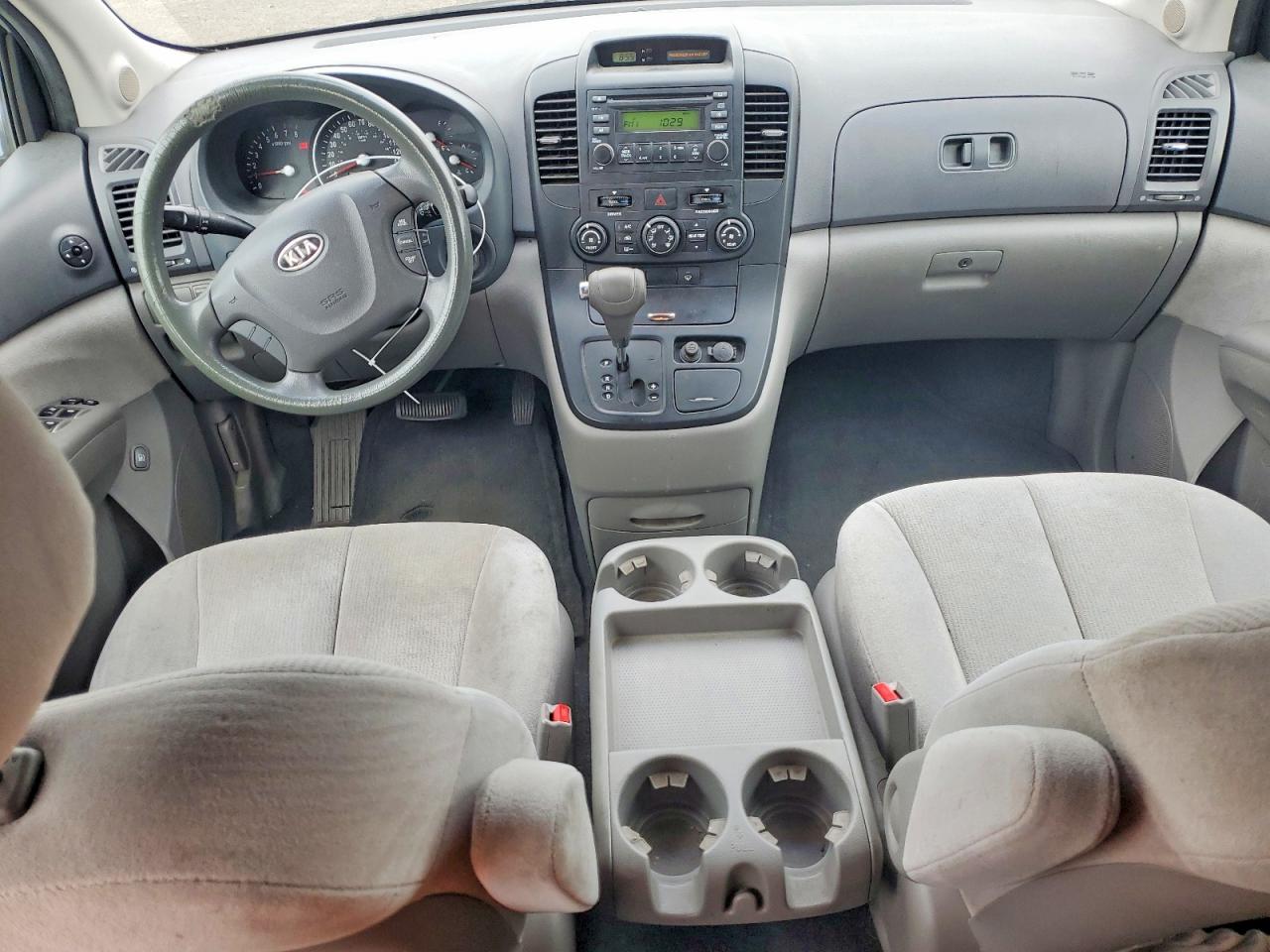 2008 KIA SEDONA