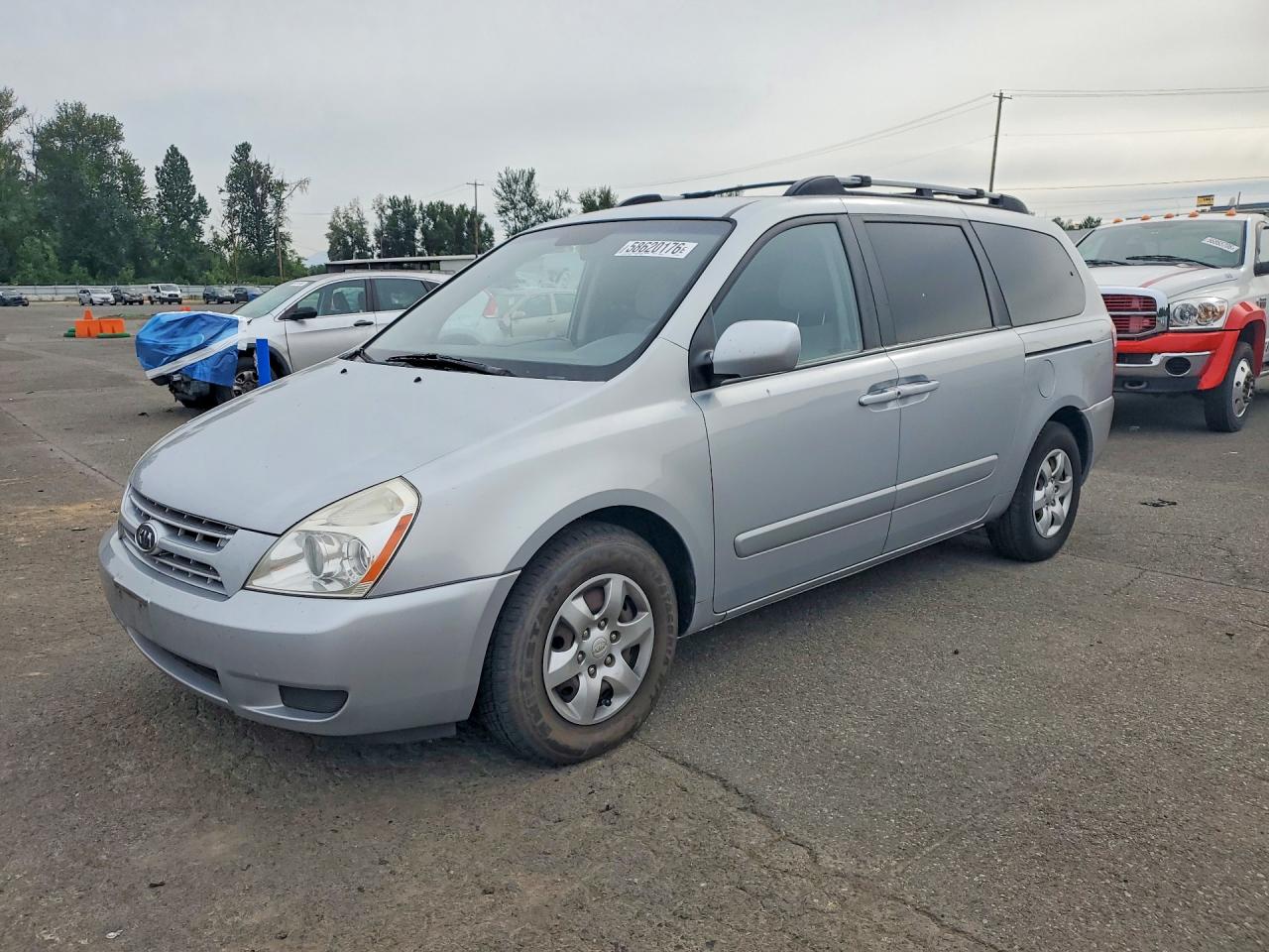2008 KIA SEDONA