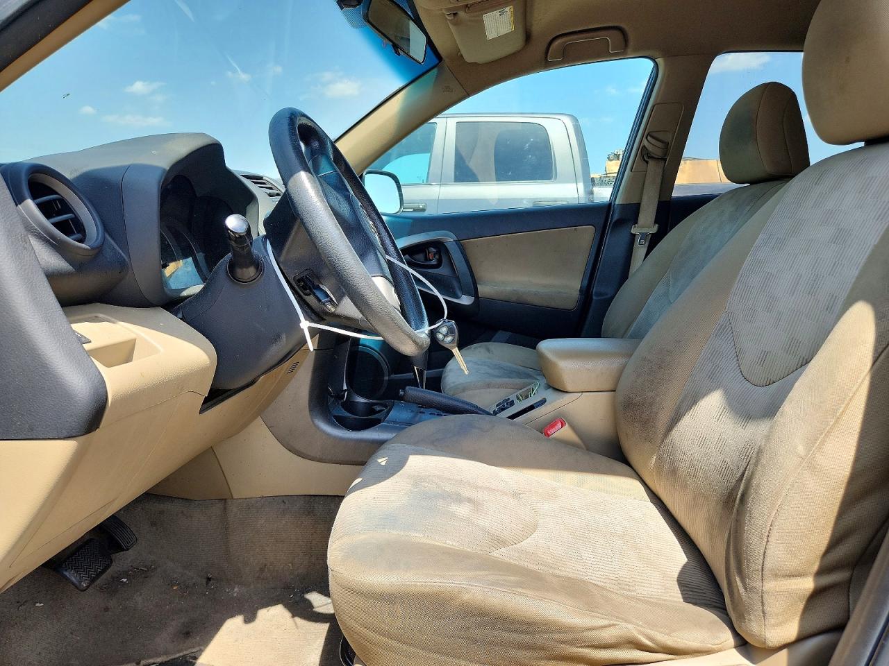 2011 TOYOTA RAV4