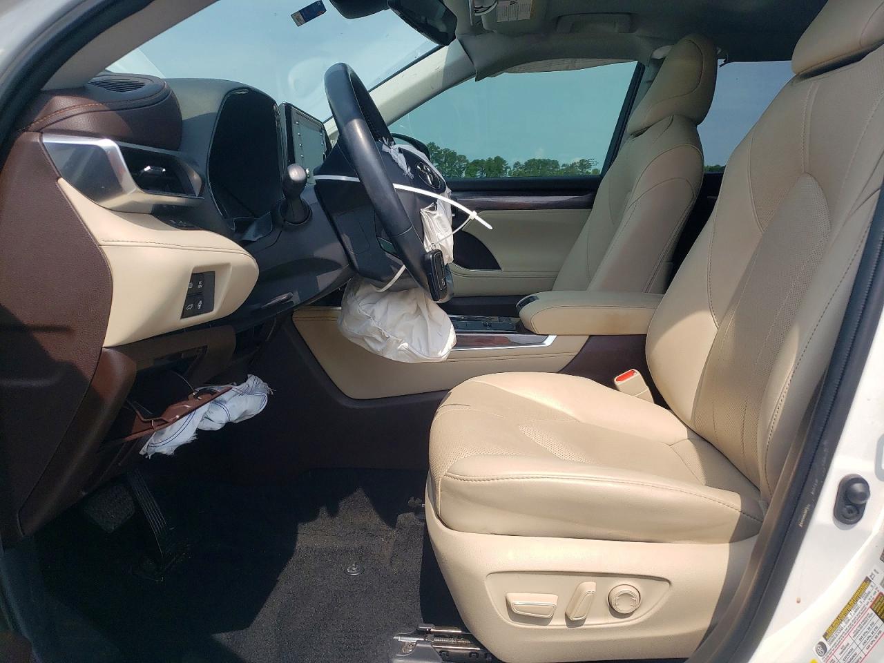 2021 TOYOTA HIGHLANDER