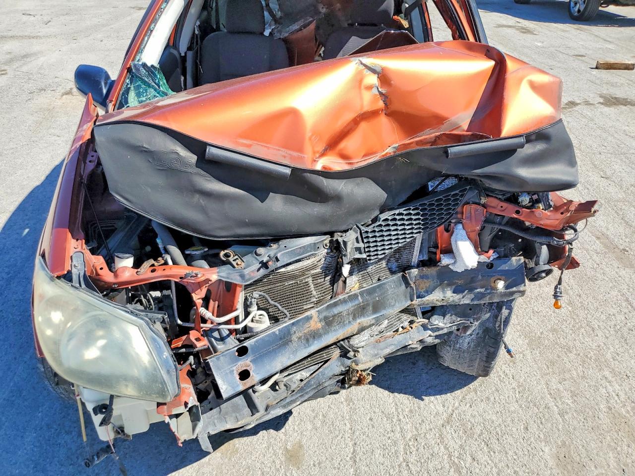 2004 PONTIAC VIBE