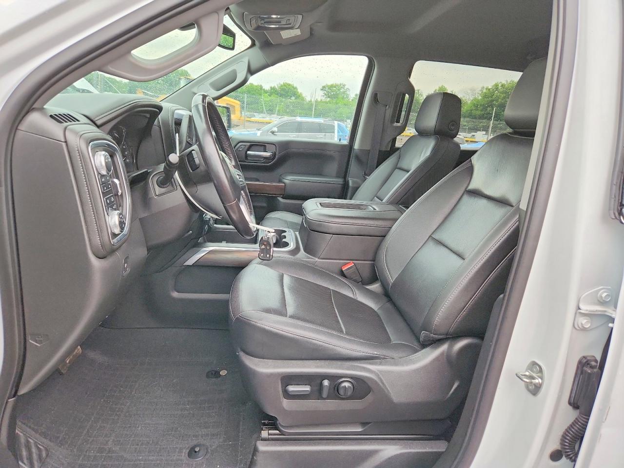 2022 GMC SIERRA