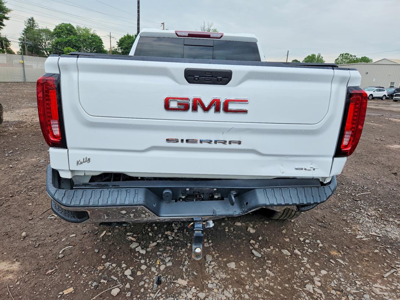 2022 GMC SIERRA