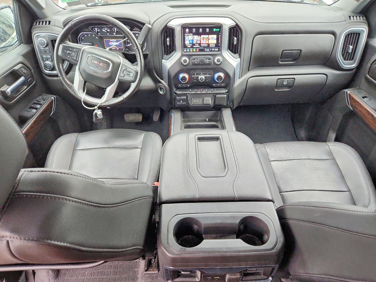2022 GMC SIERRA