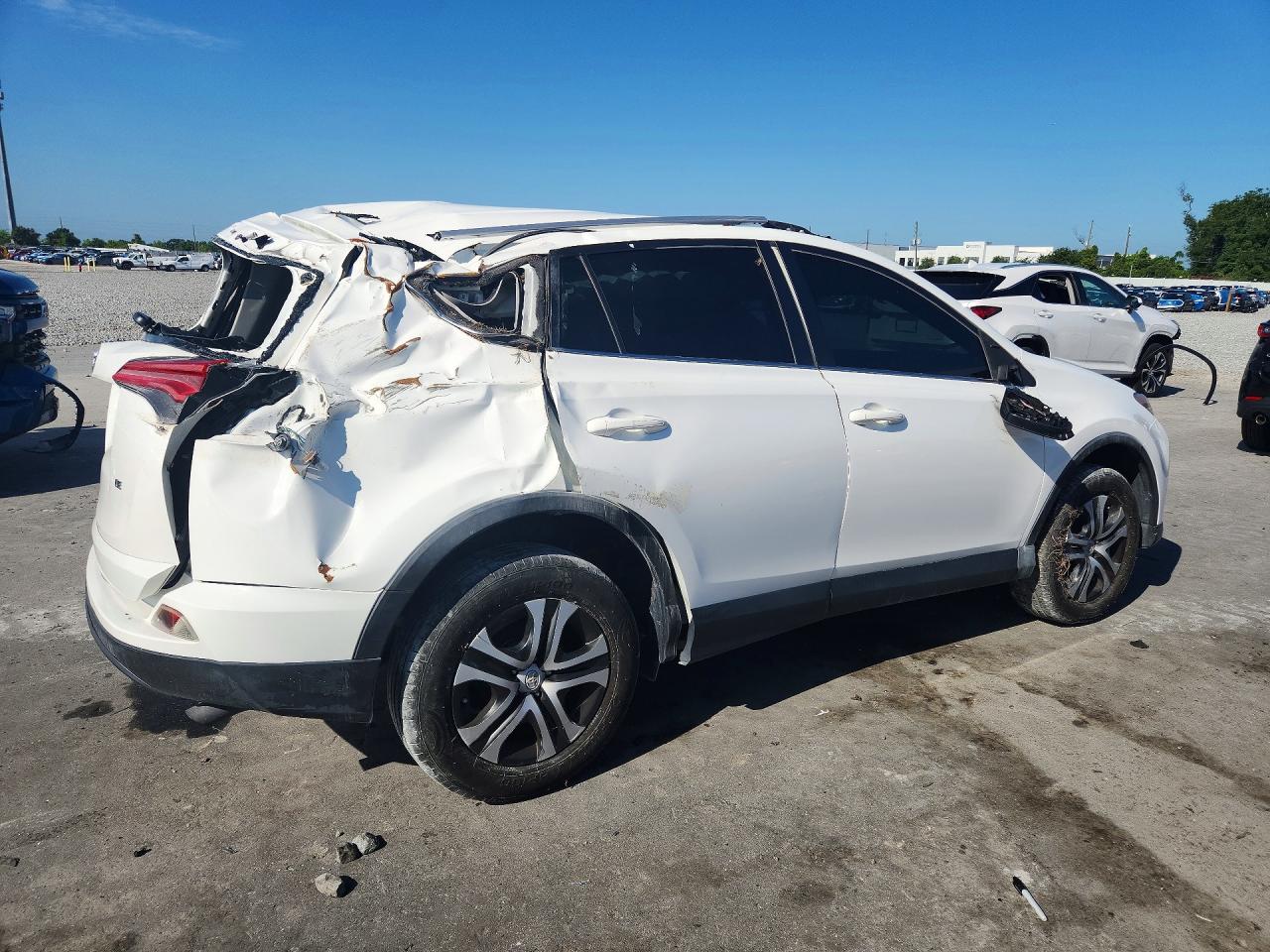 2016 TOYOTA RAV4