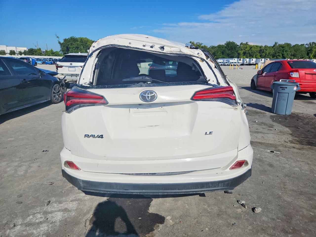 2016 TOYOTA RAV4
