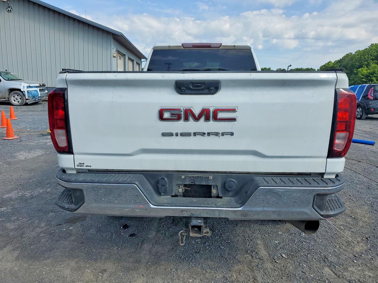 2024 GMC SIERRA