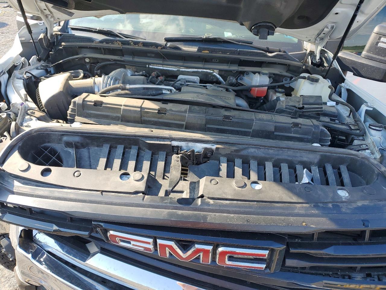 2024 GMC SIERRA
