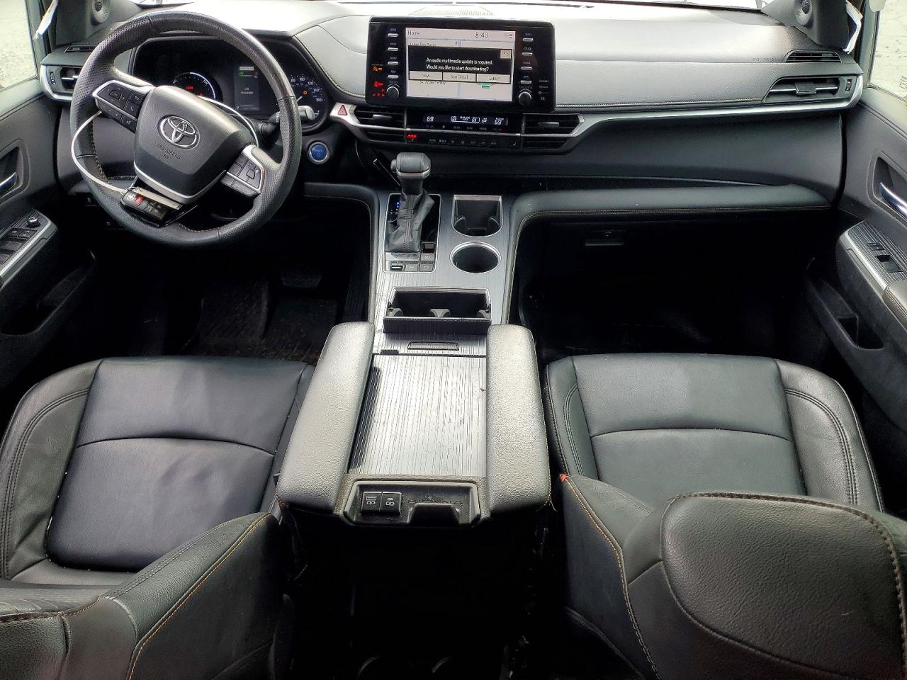 2022 TOYOTA SIENNA