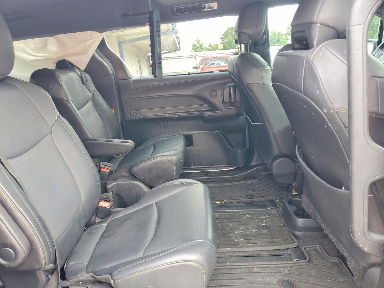 2022 TOYOTA SIENNA