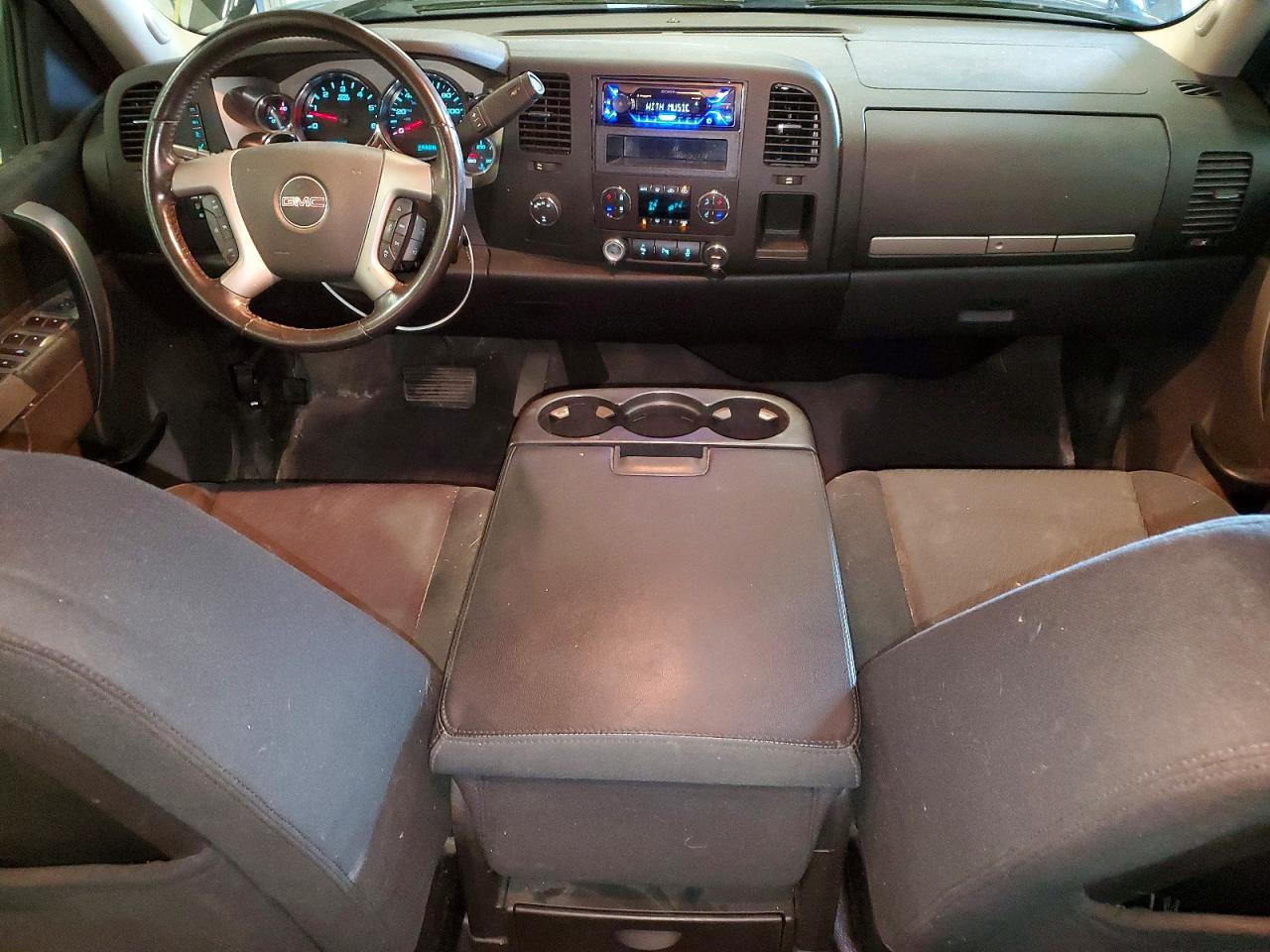 2013 GMC SIERRA