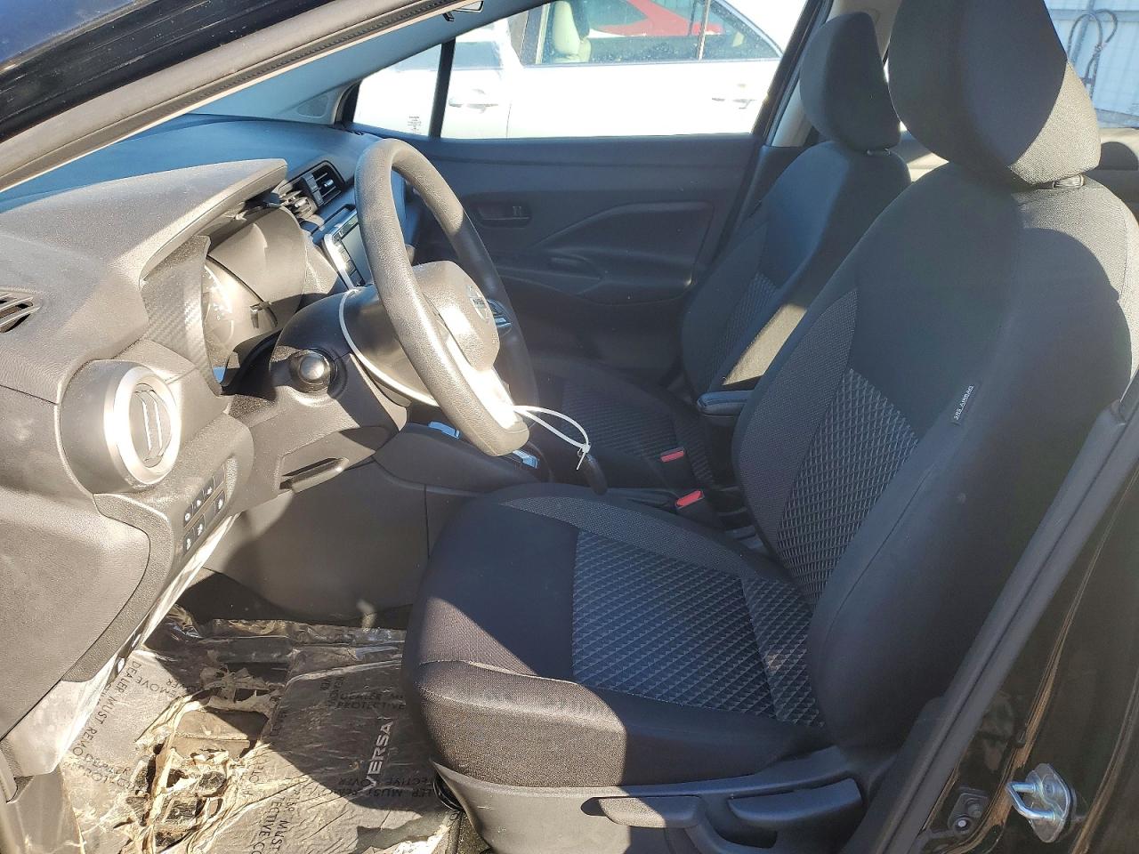 2020 NISSAN VERSA