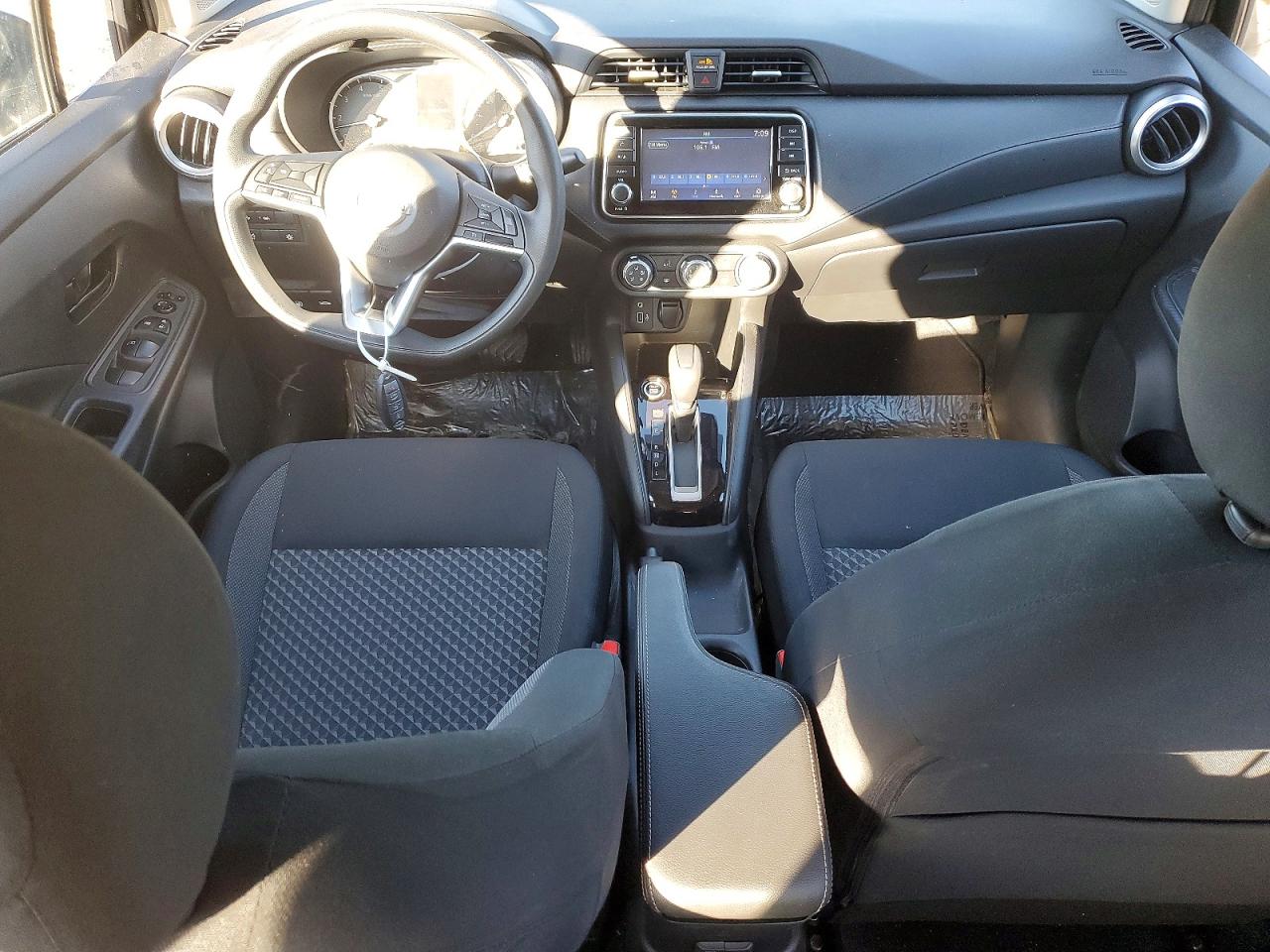 2020 NISSAN VERSA