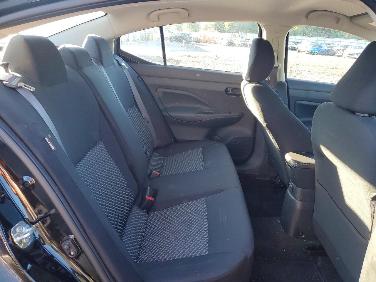 2020 NISSAN VERSA