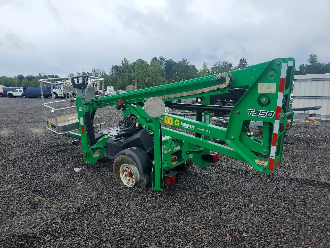 2022 JLG LIFT