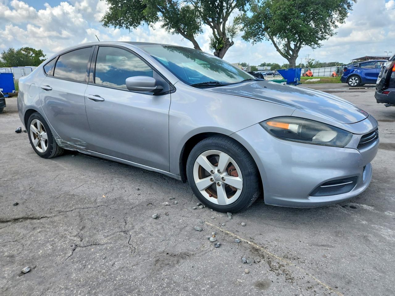 2015 DODGE DART