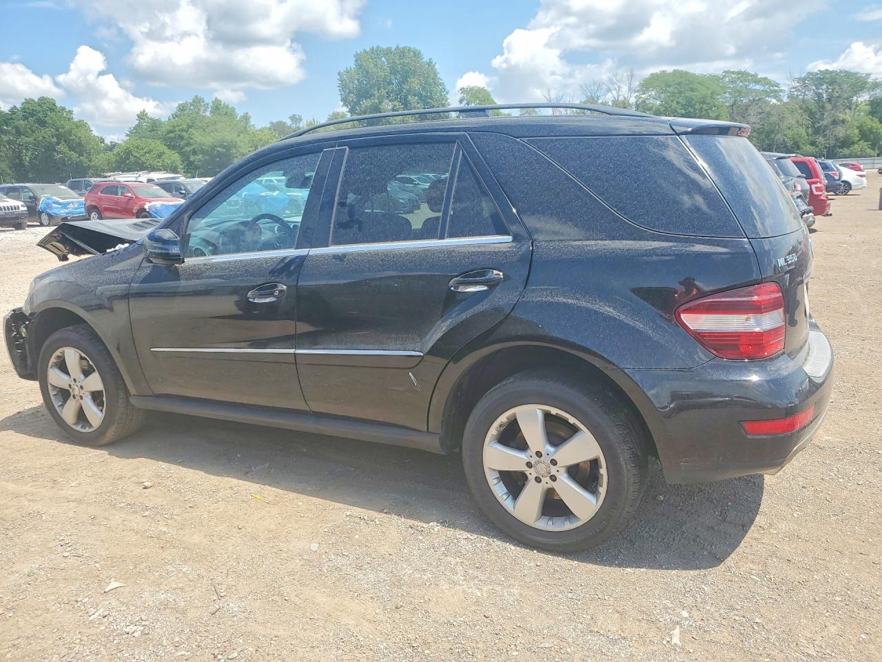 2011 MERCEDES-BENZ M-CLASS