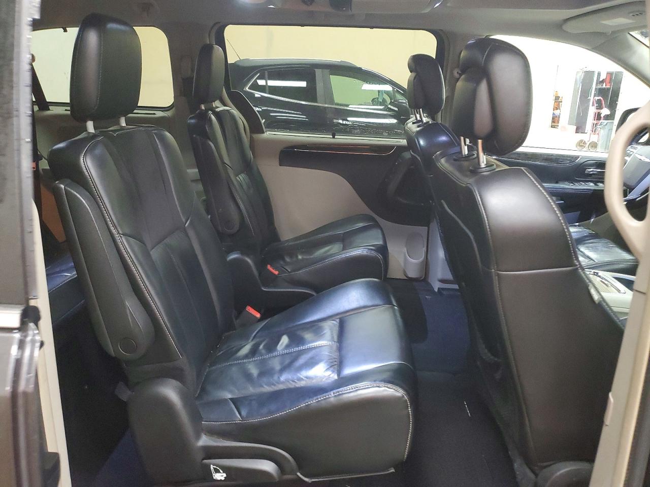 2015 CHRYSLER MINIVAN