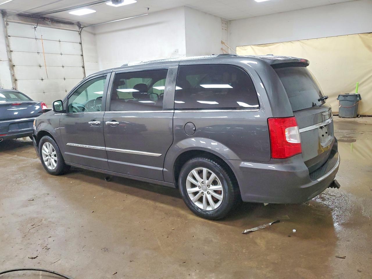 2015 CHRYSLER MINIVAN