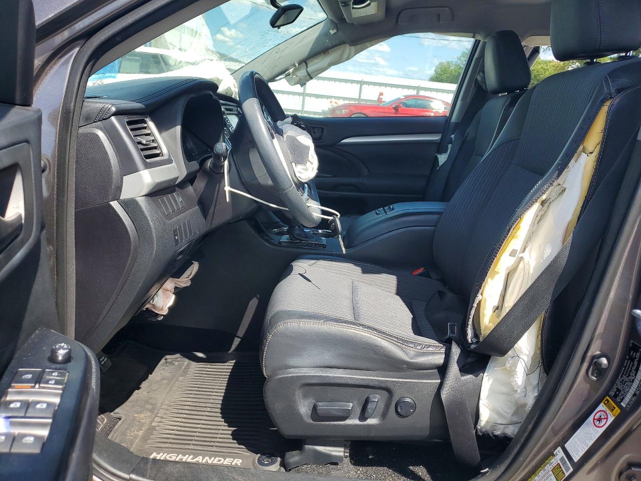 2016 TOYOTA HIGHLANDER