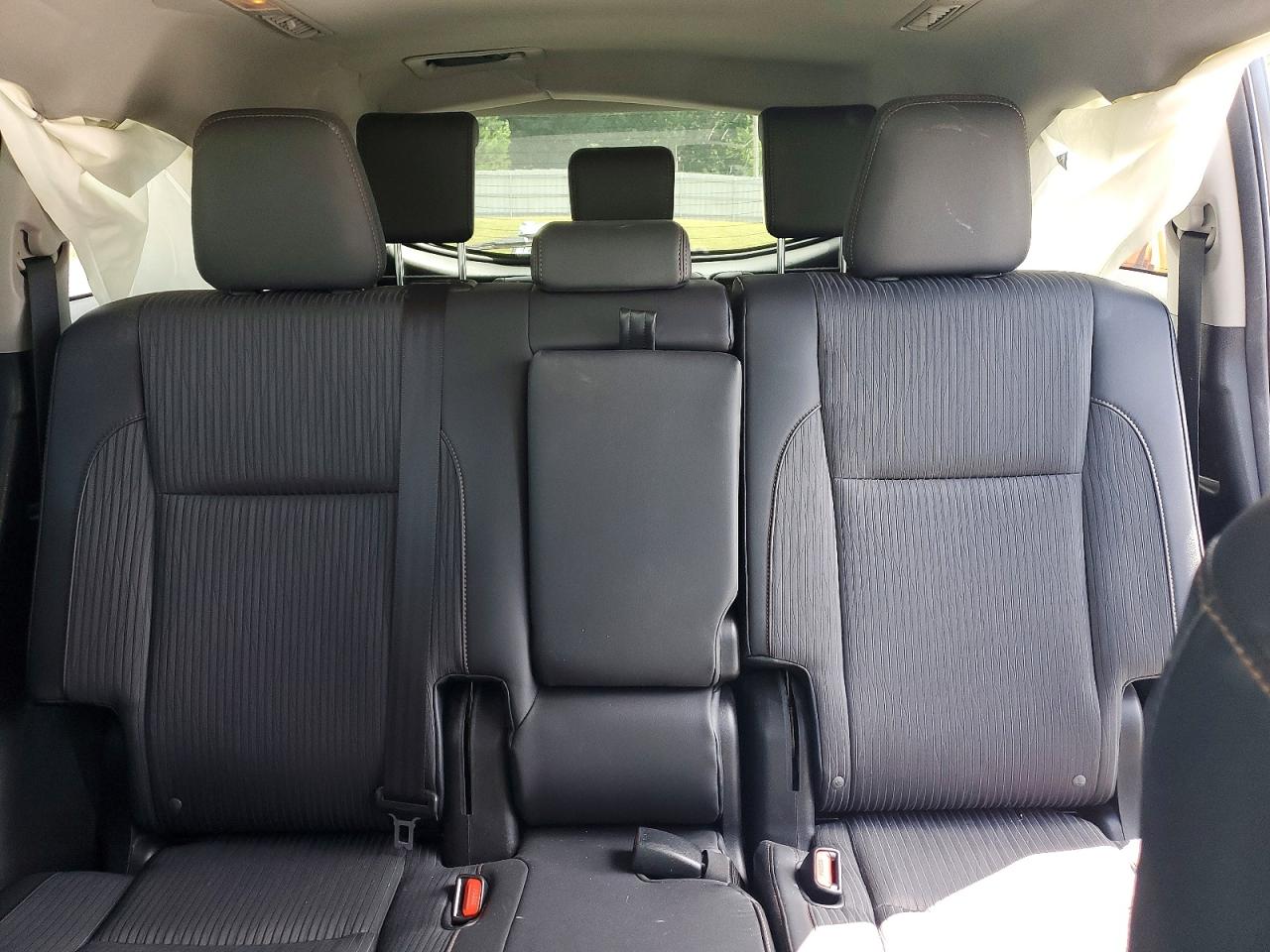 2016 TOYOTA HIGHLANDER
