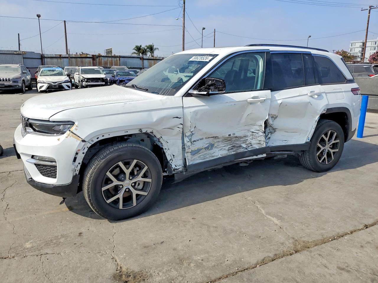 2023 JEEP CHEROKEE
