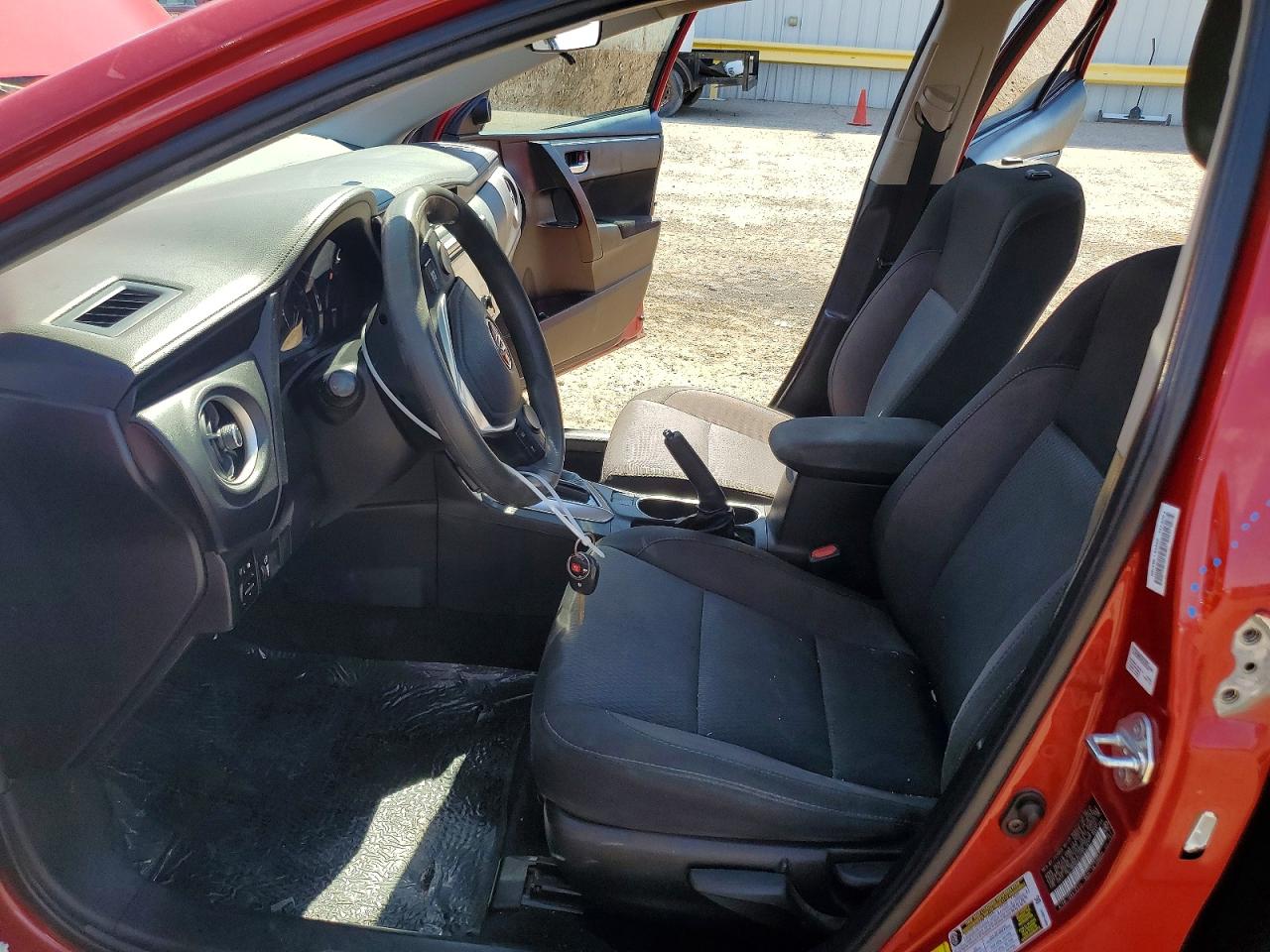 2017 TOYOTA COROLLA